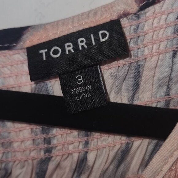 Torrid Women's Plus Size Tank Blouse Size 3 - Picture 5 of 7